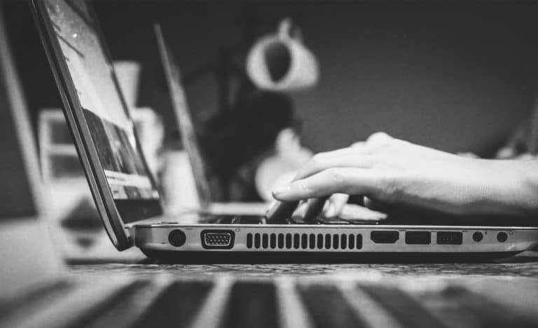 Measure Web Traffic via Social Media & Google Analytics